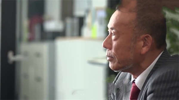 AI-刘亦菲-太太你也不想你的丈夫失去工作吧 — 2025